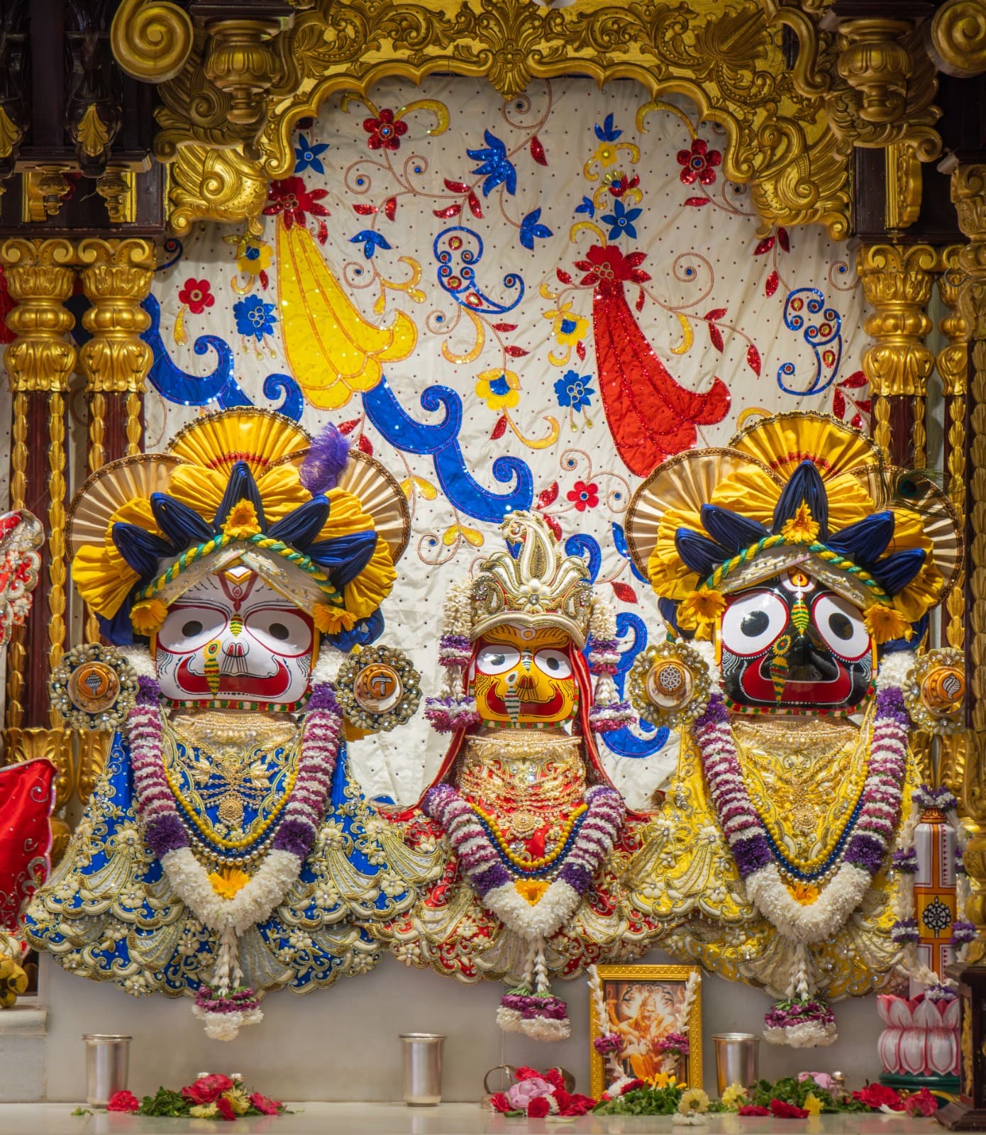 Sringar Darshan photo 3 of 6 — 17 March 2026