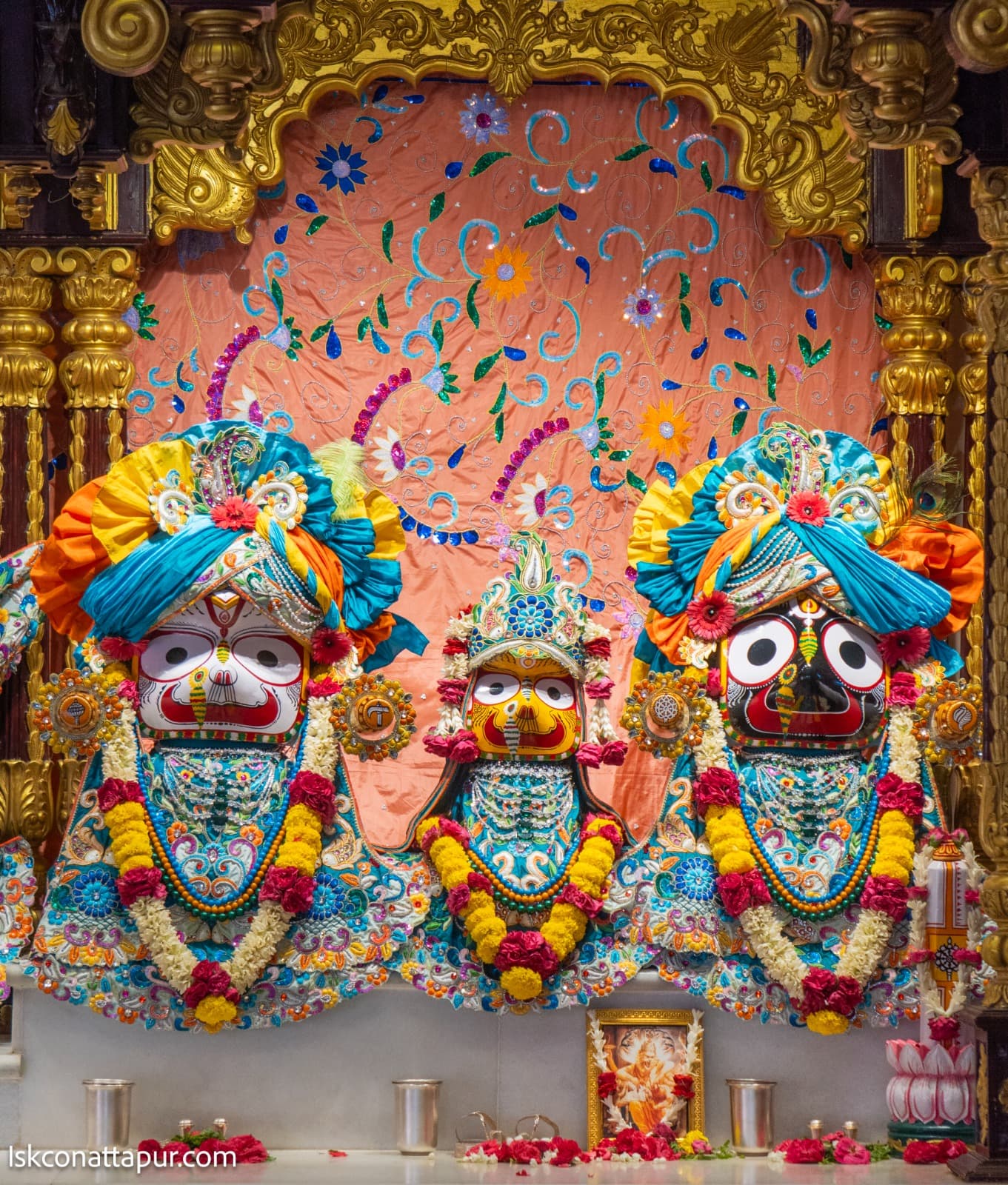 Sringar Darshan photo 3 of 6 — 1 April 2026