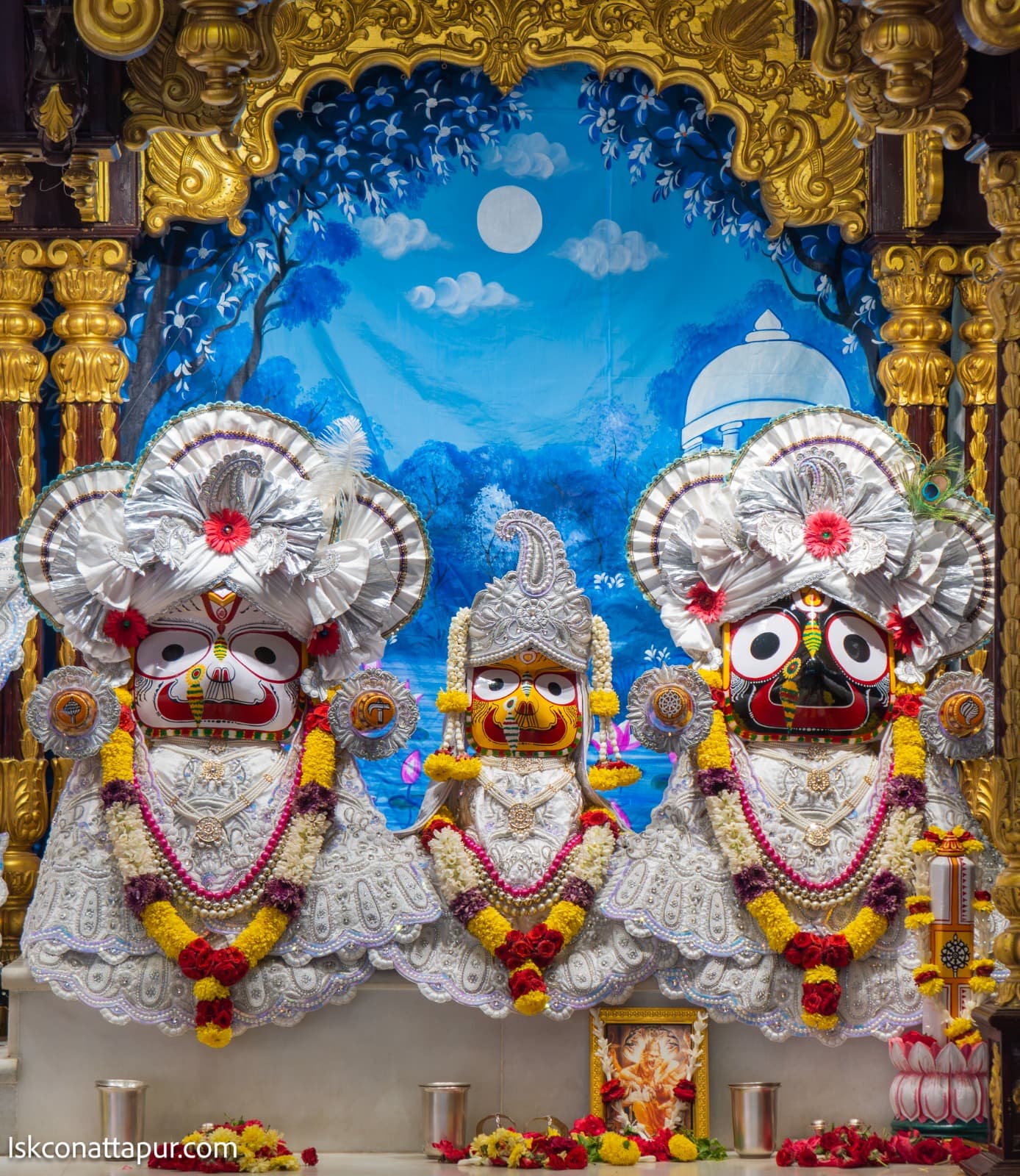 Sringar Darshan photo 3 of 6 — 2 April 2026