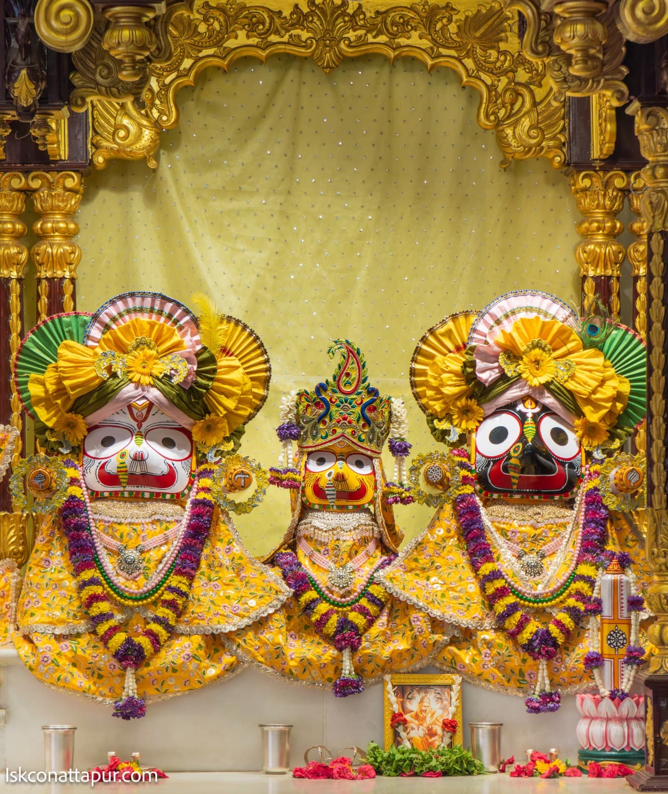 Sringar Darshan photo 2 of 6 — 3 April 2026