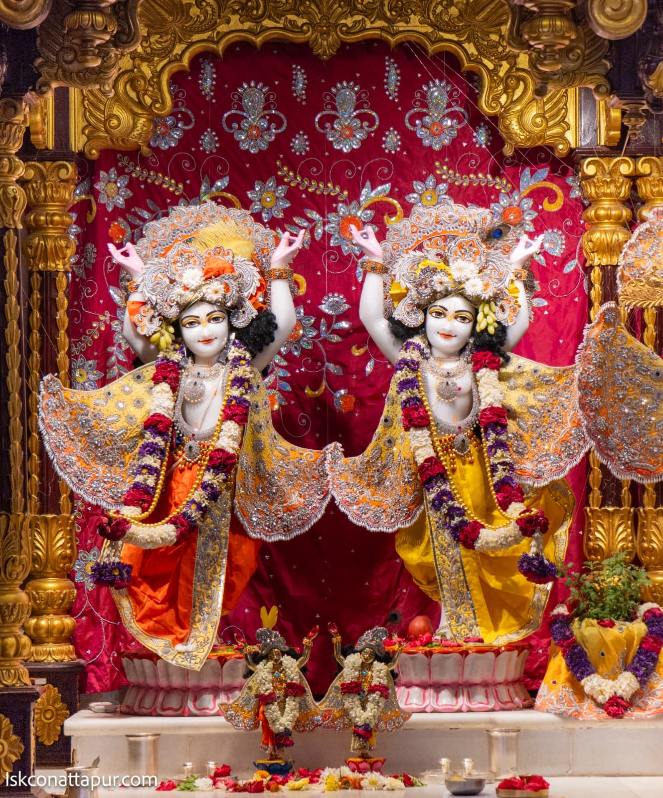 Sringar Darshan photo 5 of 6 — 10 April 2026