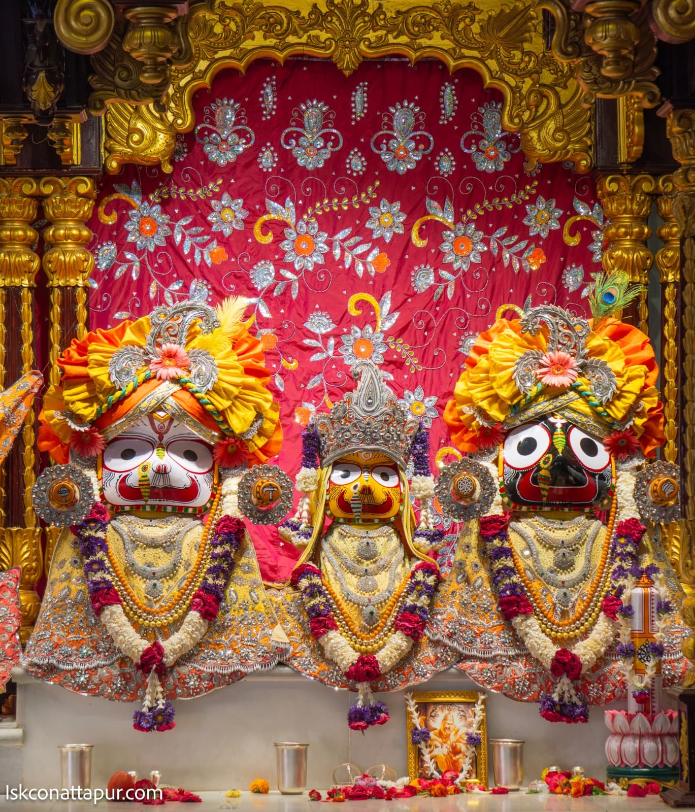 Sringar Darshan photo 3 of 6 — 10 April 2026