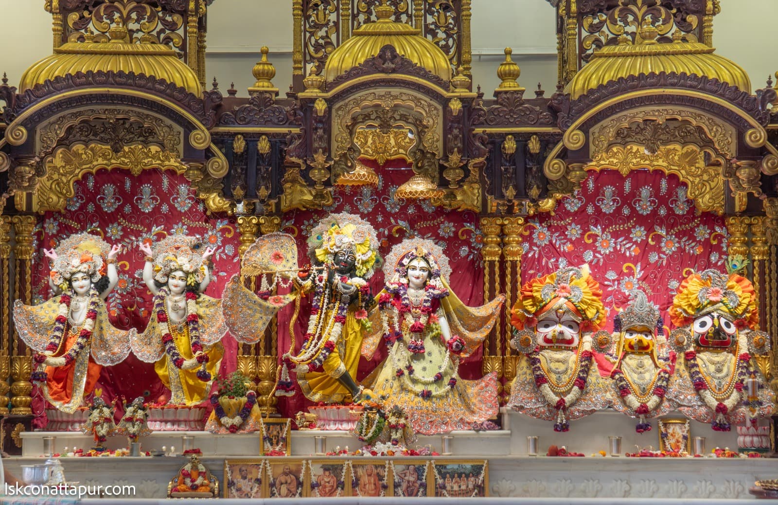 Sringar Darshan photo 2 of 6 — 10 April 2026