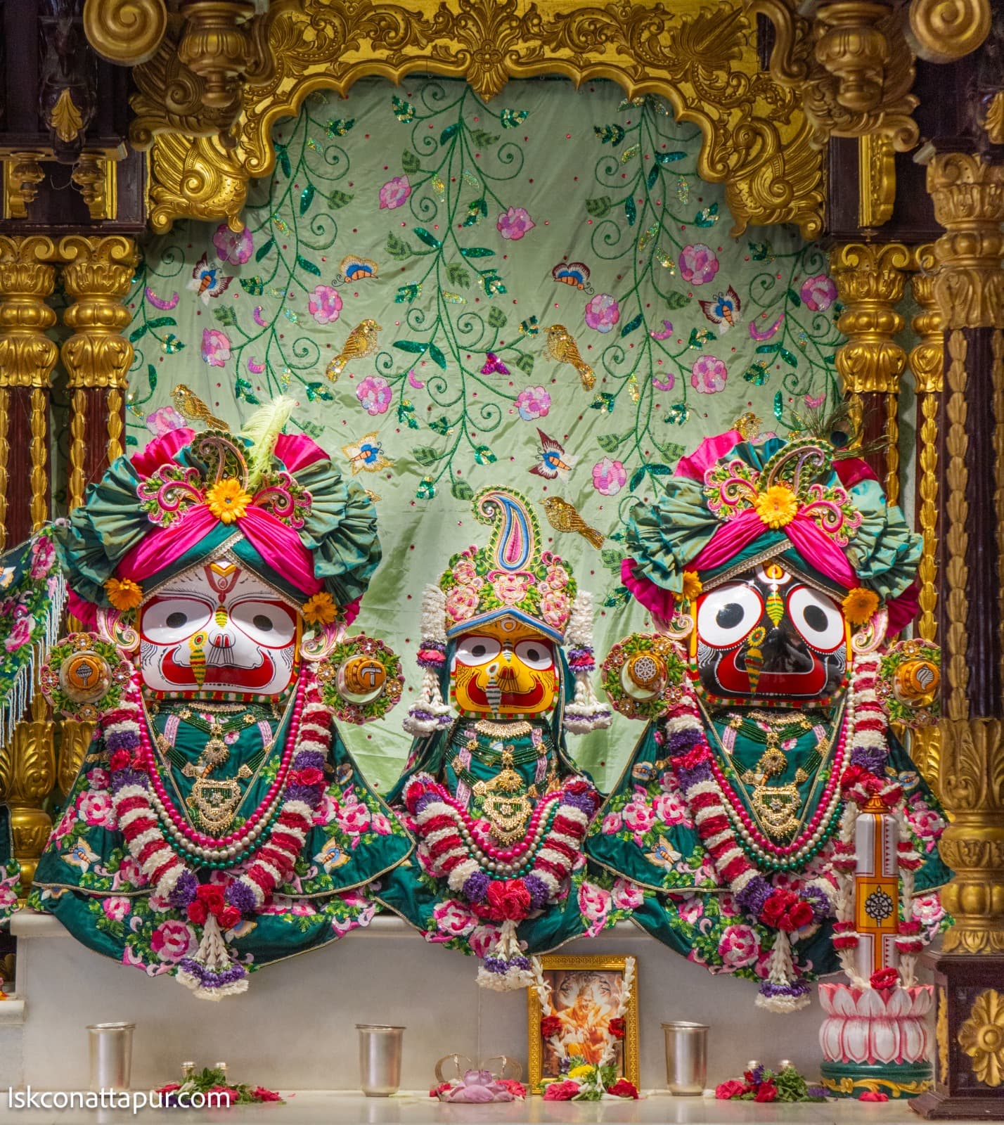 Sringar Darshan photo 3 of 6 — 15 April 2026