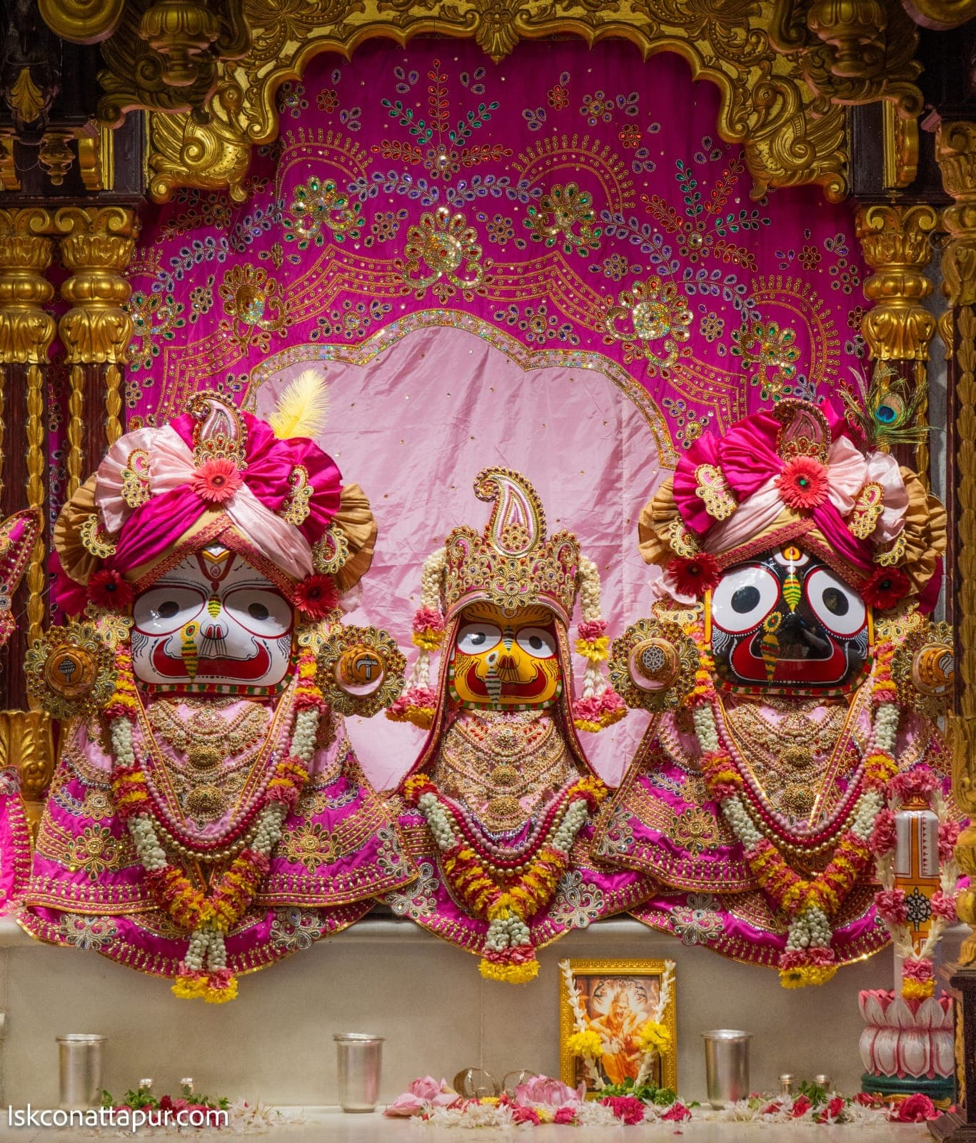 Sringar Darshan photo 3 of 6 — 20 April 2026